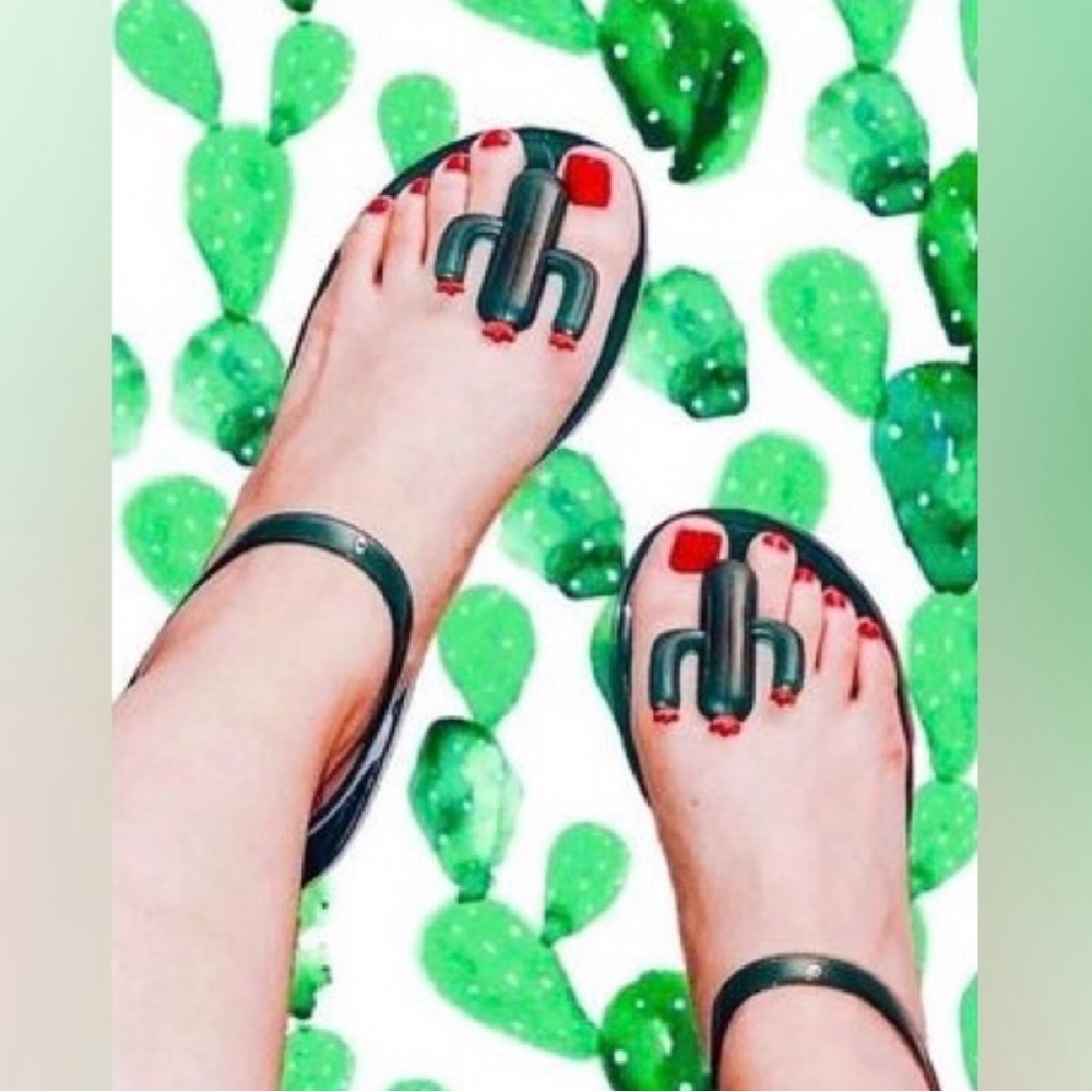 Katy Perry Cactus Jellies Sandals